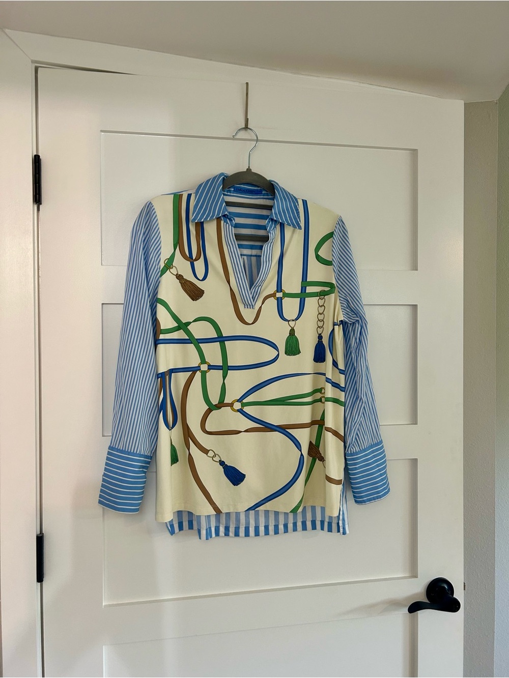 JMcLaughlin equestrian and stripe print blouse. Size M. - Picture 2 of 4